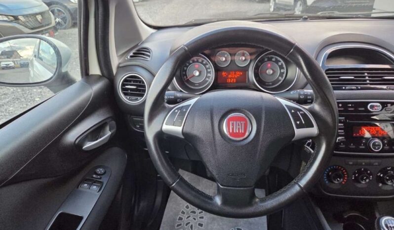 FIAT Punto  | FWD (przód) | Manualna | 69 KM | Biały full