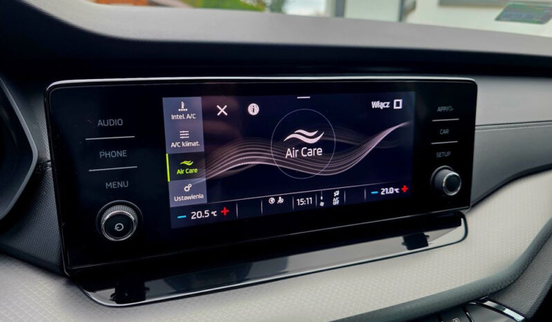 SKODA Octavia  | FWD (przód) | Manualna | 150 KM | Biały full