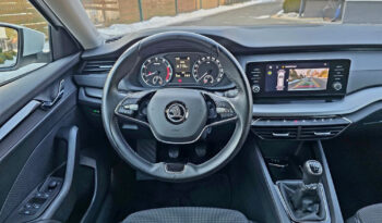 SKODA Octavia  | FWD (przód) | Manualna | 150 KM | Biały full