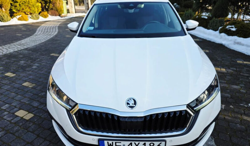 SKODA Octavia  | FWD (przód) | Manualna | 150 KM | Biały full