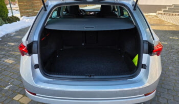 SKODA Octavia  | FWD (przód) | Automatyczna | 150 KM | Srebrny full