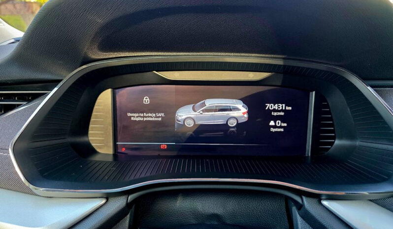 SKODA Octavia  | FWD (przód) | Automatyczna | 150 KM | Srebrny full