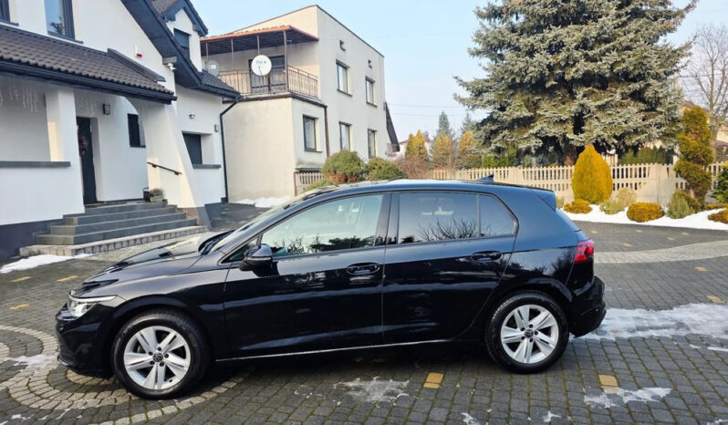 VOLKSWAGEN Golf  | FWD (przód) | Automatyczna | 130 KM | Czarny full