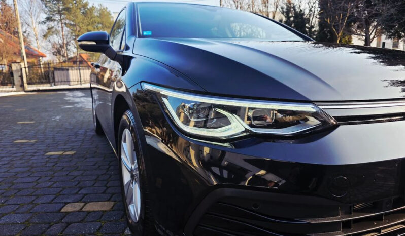 VOLKSWAGEN Golf  | FWD (przód) | Automatyczna | 130 KM | Czarny full