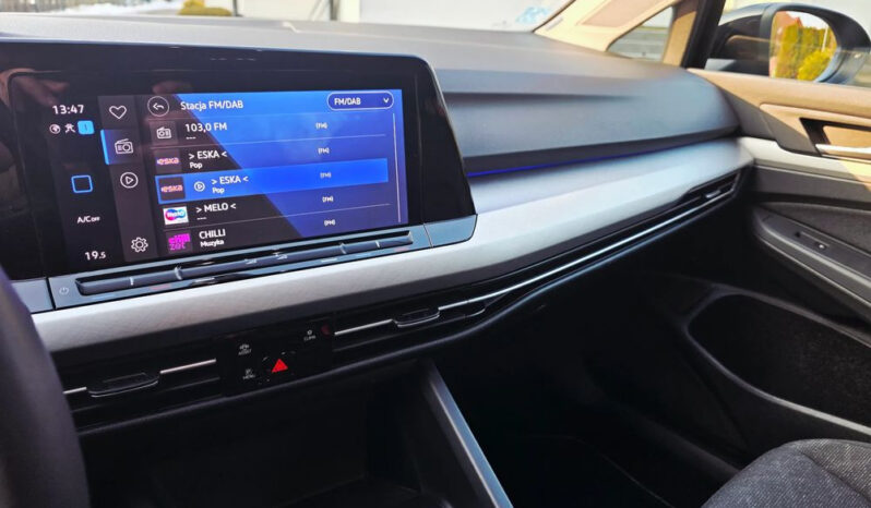 VOLKSWAGEN Golf  | FWD (przód) | Automatyczna | 130 KM | Czarny full