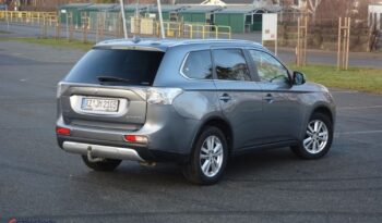 MITSUBISHI Outlander  | 4×4 (doł. automatycznie) | Automatyczna | 150 KM | Szary full