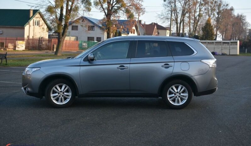 MITSUBISHI Outlander  | 4×4 (doł. automatycznie) | Automatyczna | 150 KM | Szary full