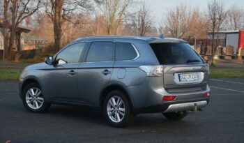 MITSUBISHI Outlander  | 4×4 (doł. automatycznie) | Automatyczna | 150 KM | Szary full