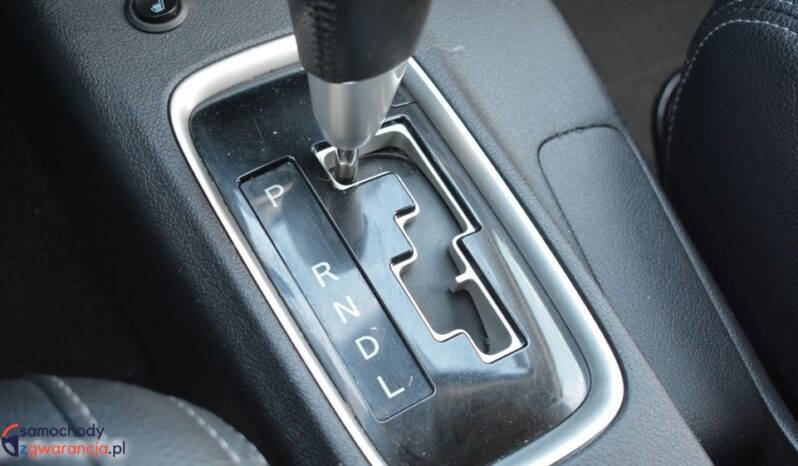 MITSUBISHI Outlander  | 4×4 (doł. automatycznie) | Automatyczna | 150 KM | Szary full