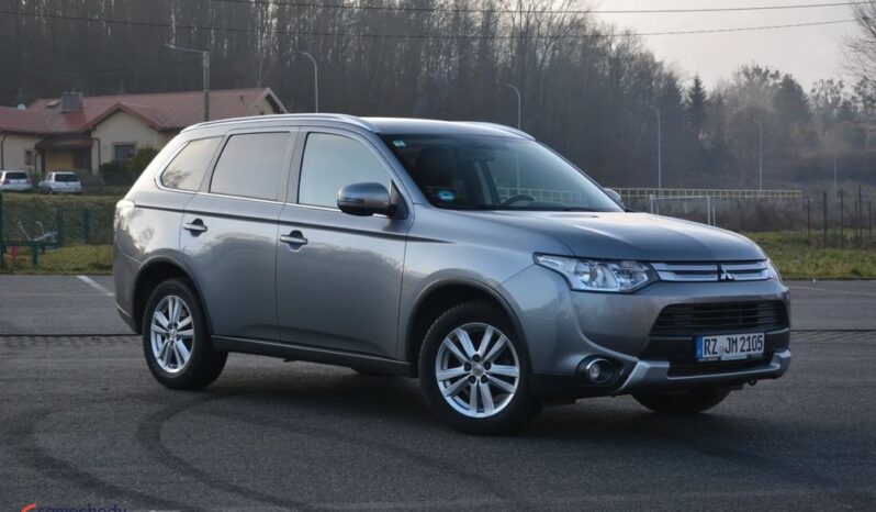 MITSUBISHI Outlander  | 4×4 (doł. automatycznie) | Automatyczna | 150 KM | Szary full