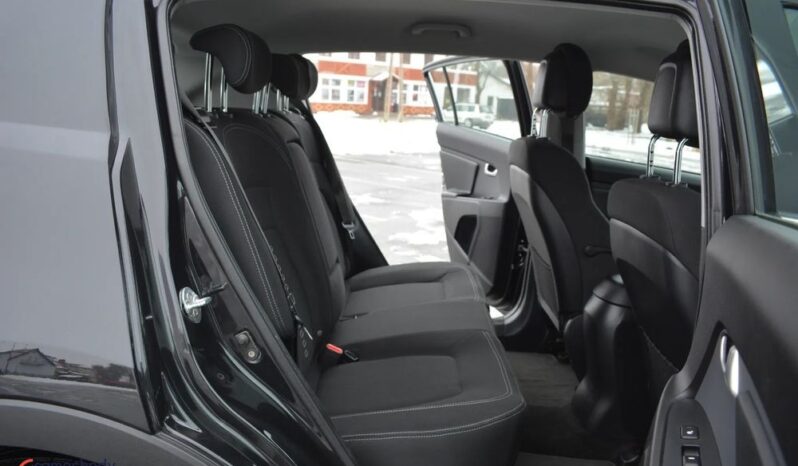 KIA Sportage  | FWD (przód) | Manualna | 115 KM | Czarny full