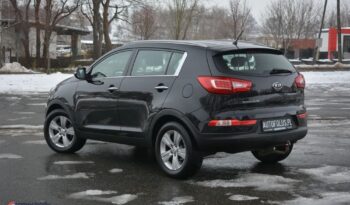 KIA Sportage  | FWD (przód) | Manualna | 115 KM | Czarny full