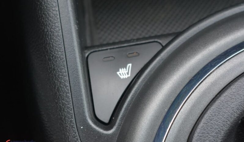 KIA Sportage  | FWD (przód) | Manualna | 115 KM | Czarny full