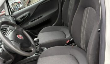 FIAT Punto  | FWD (przód) | Manualna | 69 KM | Biały full
