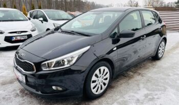 KIA Ceed  | FWD (przód) | Manualna | 100 KM | Czarny full