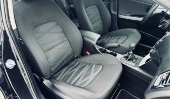 KIA Ceed  | FWD (przód) | Manualna | 100 KM | Czarny full