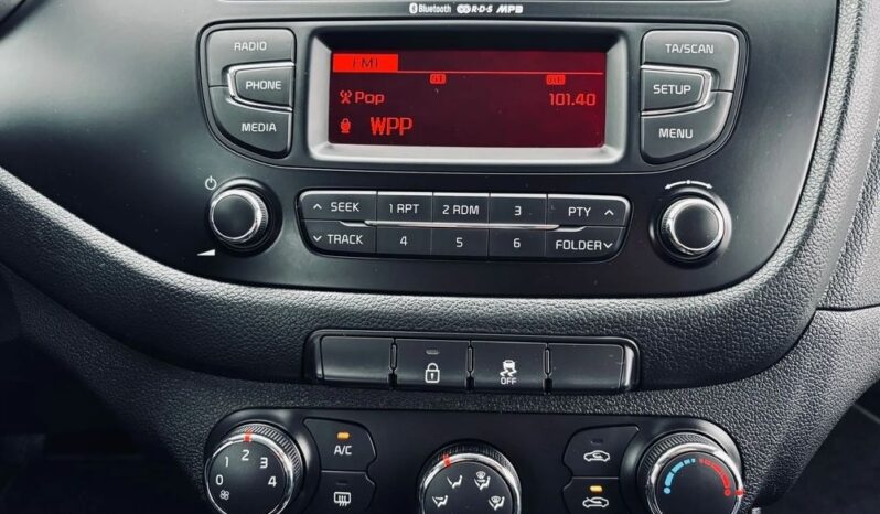 KIA Ceed  | FWD (przód) | Manualna | 100 KM | Czarny full