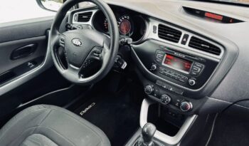 KIA Ceed  | FWD (przód) | Manualna | 100 KM | Czarny full