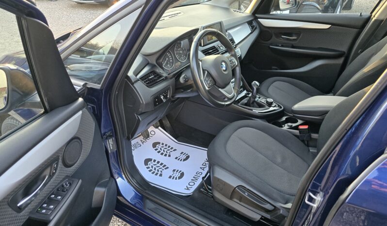 BMW 2 Seria Grand Tourer | FWD (przód) | Manualna | 136 KM | Granatowy full