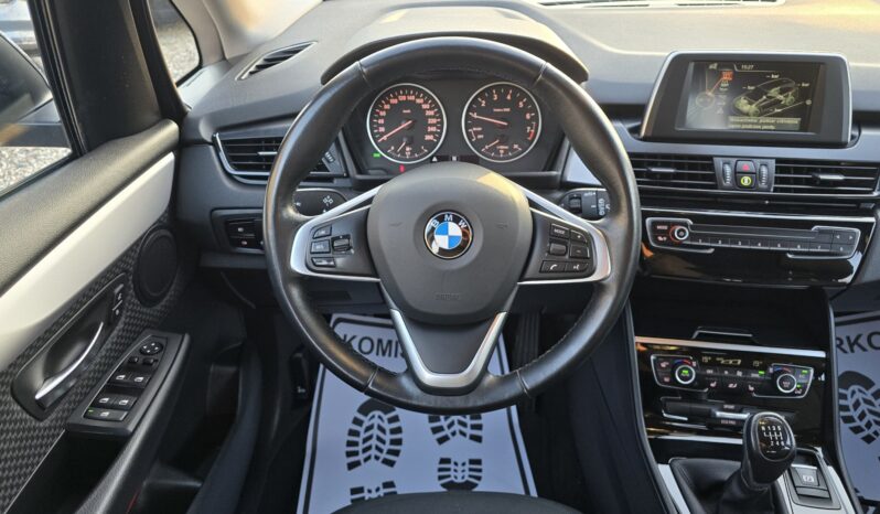 BMW 2 Seria Grand Tourer | FWD (przód) | Manualna | 136 KM | Granatowy full