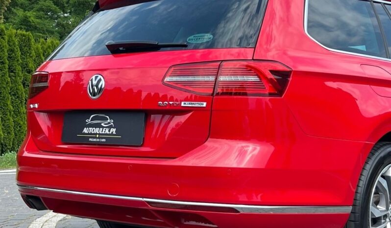 VOLKSWAGEN   Passat     190 KM    Automatyczna    FWD (przód)    Czerwony full