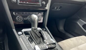 VOLKSWAGEN   Passat     190 KM    Automatyczna    FWD (przód)    Czerwony full