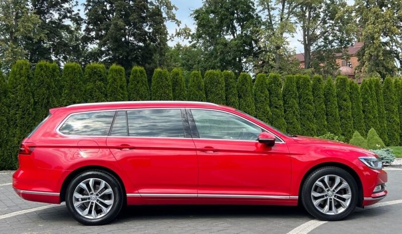 VOLKSWAGEN   Passat     190 KM    Automatyczna    FWD (przód)    Czerwony full