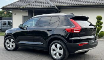 VOLVO   XC 40    150 KM    Automatyczna    FWD (przód)    Czarny full