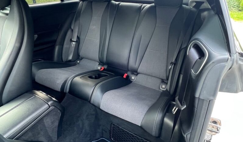 MERCEDES-BENZ   Klasa E    194 KM    Automatyczna    RWD (tył)    Biały full