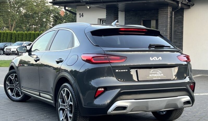 KIA   XCeed     204 KM    Automatyczna    FWD (przód)    Szary full