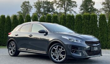 KIA   XCeed     204 KM    Automatyczna    FWD (przód)    Szary full