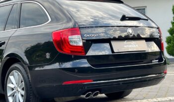 SKODA   Superb     140 KM    Manualna    FWD (przód)    Czarny full