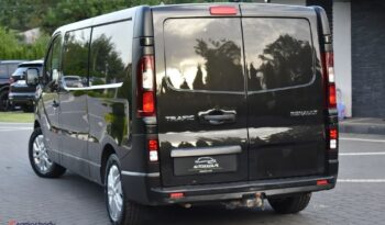RENAULT   Trafic     121 KM    Manualna    FWD (przód)    Czarny full