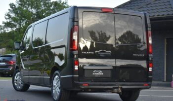 RENAULT   Trafic     121 KM    Manualna    FWD (przód)    Czarny full