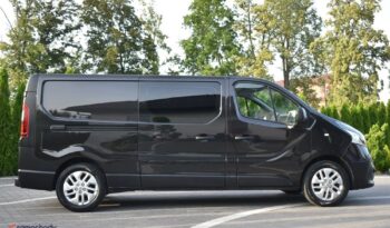 RENAULT   Trafic     121 KM    Manualna    FWD (przód)    Czarny full