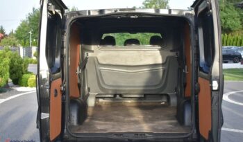 RENAULT   Trafic     121 KM    Manualna    FWD (przód)    Czarny full