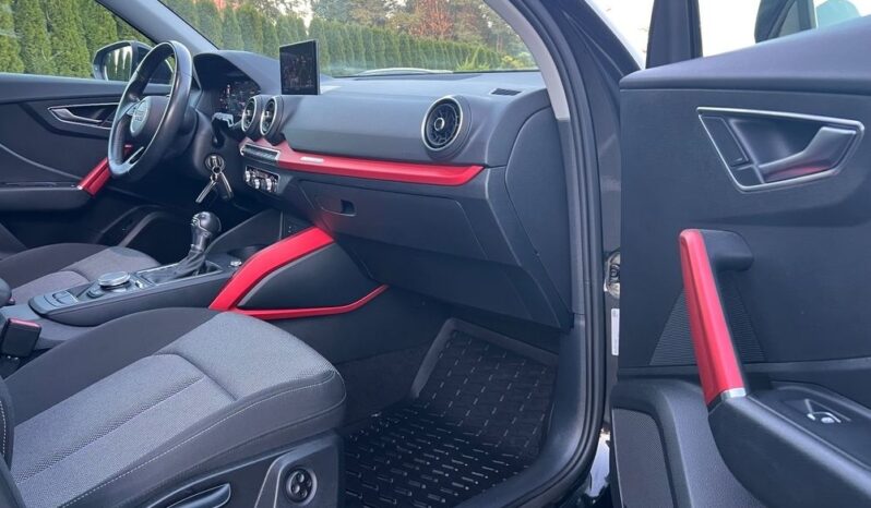 AUDI   Q2     150 KM    Automatyczna    4×4 (doł. automatycznie)    Czarny full