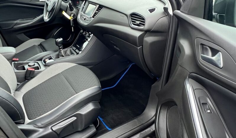OPEL   Grandland X    120 KM    Manualna    FWD (przód)    Szary full