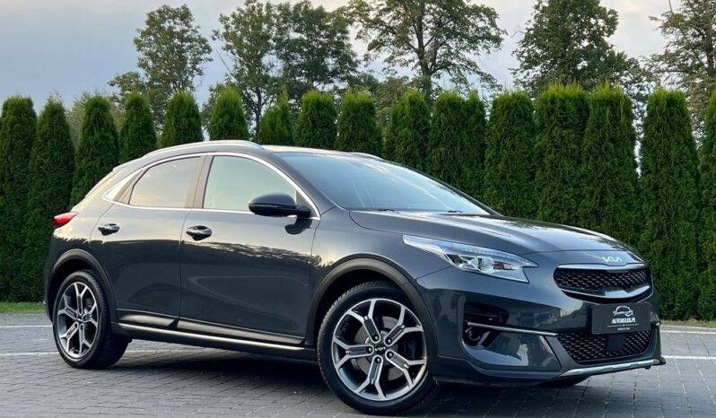 KIA   XCeed     204 KM    Automatyczna    FWD (przód)    Szary full