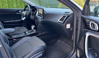 KIA   XCeed     204 KM    Automatyczna    FWD (przód)    Szary full