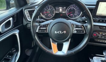 KIA   XCeed     204 KM    Automatyczna    FWD (przód)    Szary full