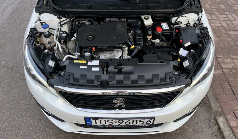PEUGEOT 308  | FWD (przód) | Manualna | 130 KM | bialy full