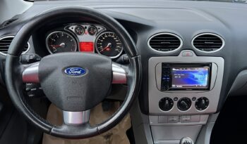 FORD Focus  | FWD (przód) | Manualna | 100 KM | Czarny full