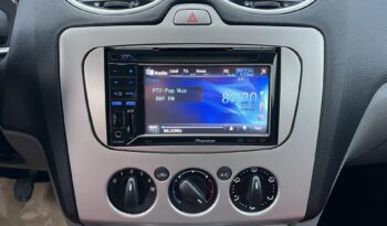 FORD Focus  | FWD (przód) | Manualna | 100 KM | Czarny full