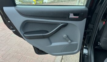 FORD Focus  | FWD (przód) | Manualna | 100 KM | Czarny full