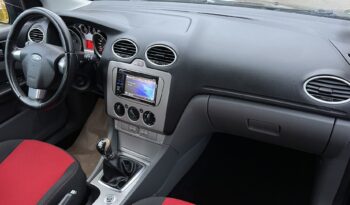 FORD Focus  | FWD (przód) | Manualna | 100 KM | Czarny full