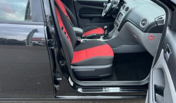 FORD Focus  | FWD (przód) | Manualna | 100 KM | Czarny full