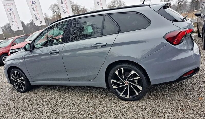 FIAT Tipo  | FWD (przód) | Manualna | 120 KM | Szary full