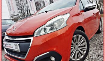 Peugeot 208  | Fwd (Przód) | Automatyczna | 110 Km | Bordowy
