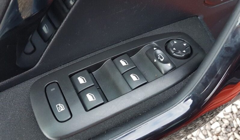 PEUGEOT 208  | FWD (przód) | Automatyczna | 110 KM | Bordowy full